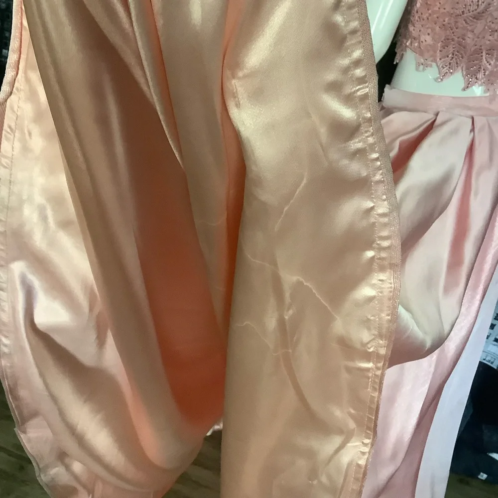 Dave & Johnny Shimmering Pink Formal 2PC Skirt Set with Pockets - Picture 10 of 13